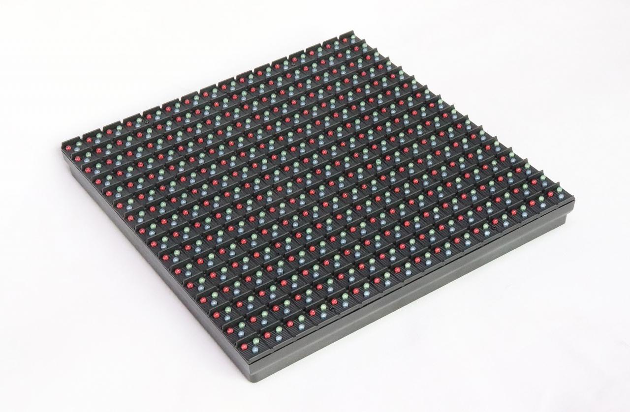 P16 Outdoor DIP LED Screen Module 256X256mm Static Driving